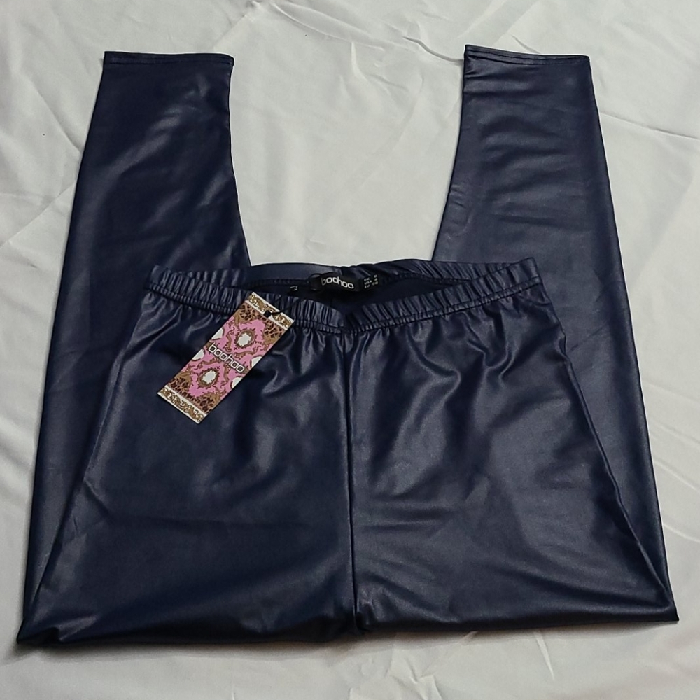 NWT Boohoo high waist cropped wet look leggings - Picture 6 of 6